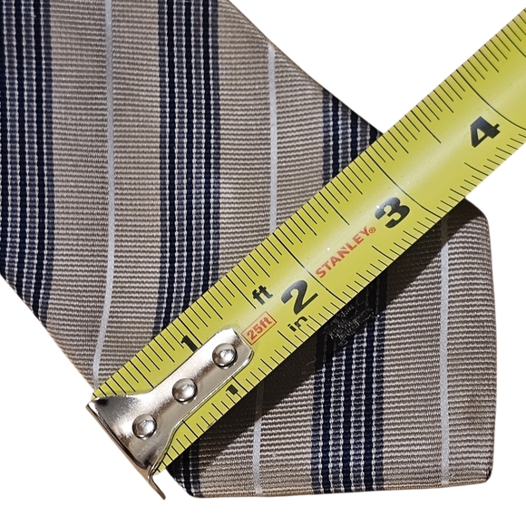 BURBERRY TIE - Picture 9 of 15